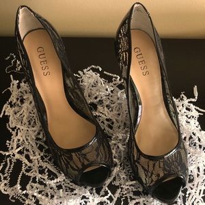 Women’s Guess shoes